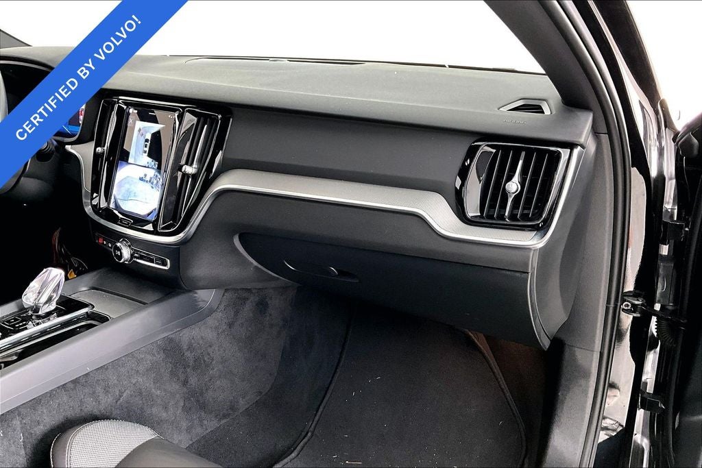 2024 Volvo S60 B5 Plus Black Edition