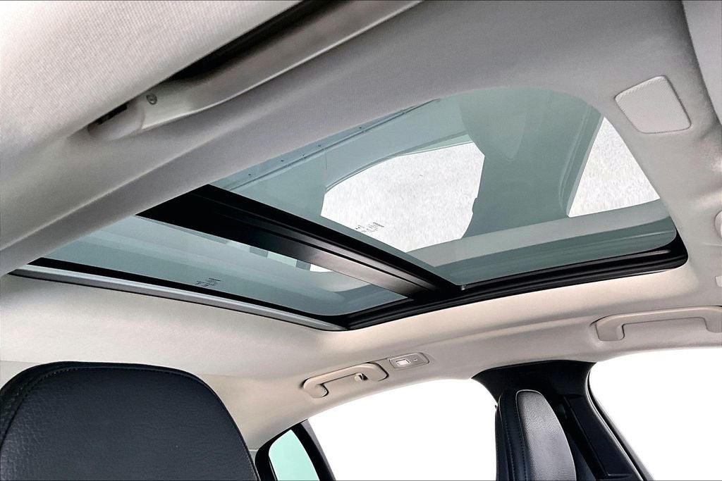 2024 Volvo S60 B5 Plus Dark Theme