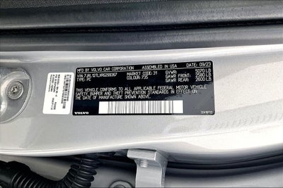 2024 Volvo S60 B5 Plus Dark Theme