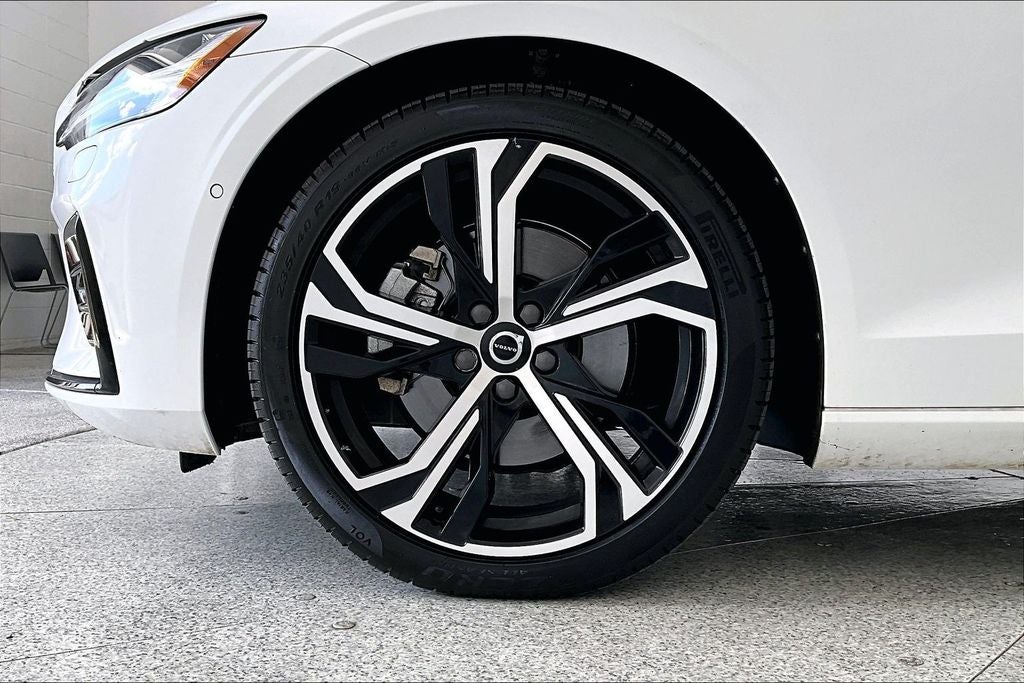 2024 Volvo S60 Ultimate