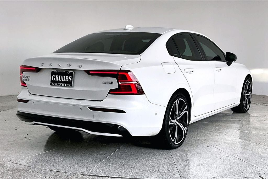 2024 Volvo S60 Ultimate