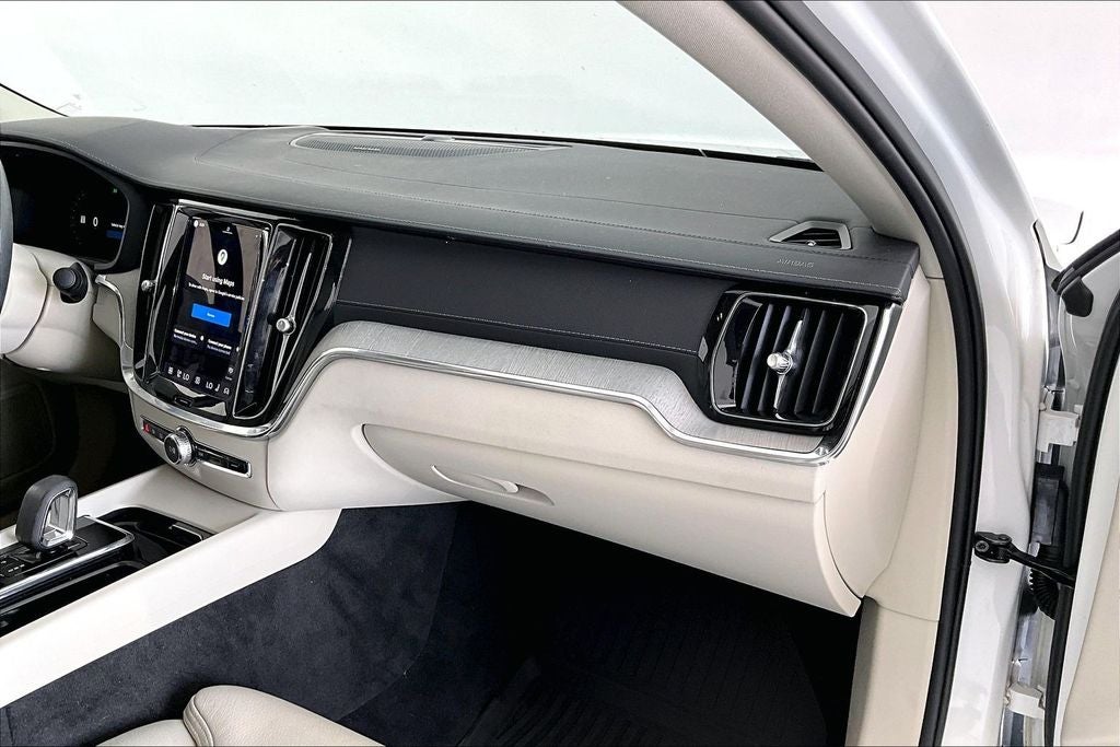 2024 Volvo S60 Ultimate