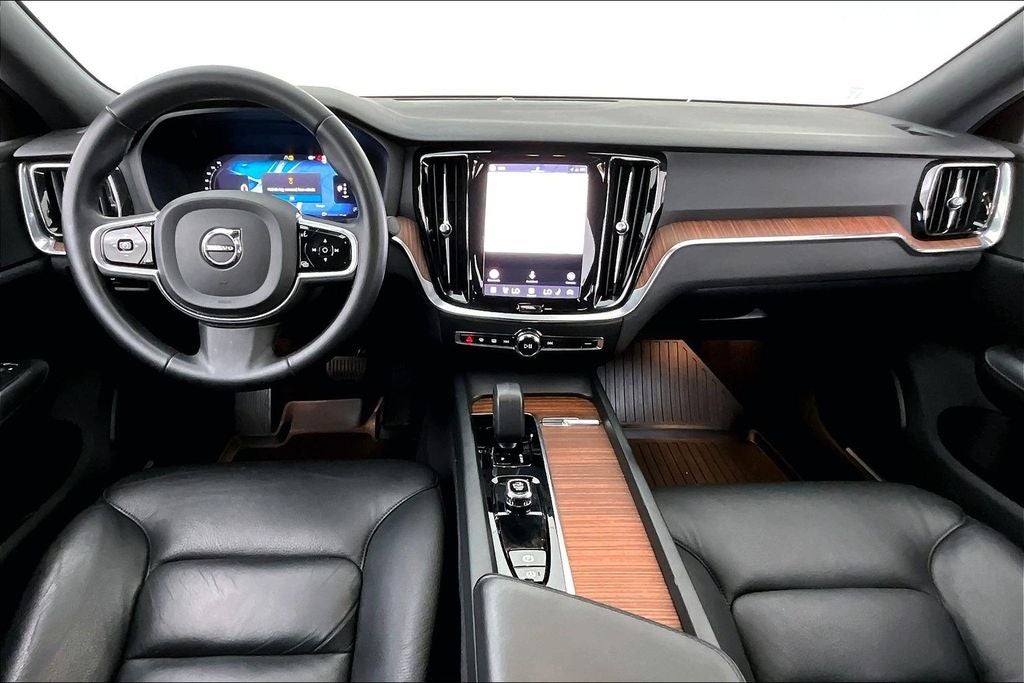 2023 Volvo S60 B5 Plus Black Edition