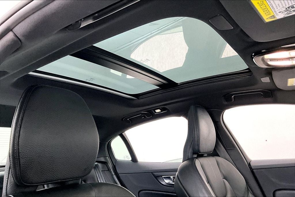 2023 Volvo S60 B5 Plus Black Edition