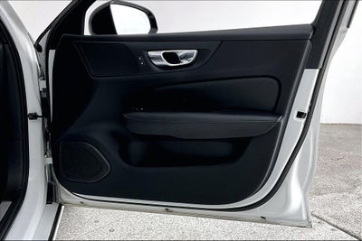 2023 Volvo S60 B5 Plus Black Edition