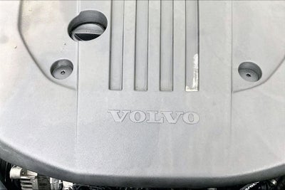 2023 Volvo S60 B5 Plus Black Edition