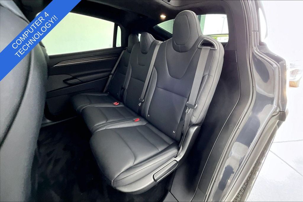 2023 Tesla Model X Base
