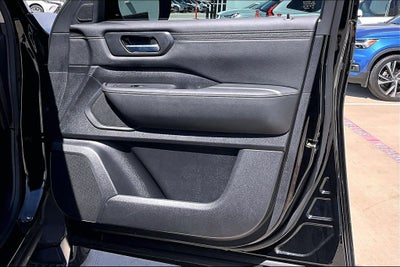 2025 Nissan Armada SV