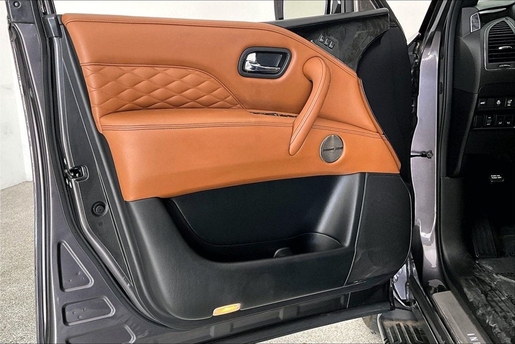 2023 INFINITI QX80 Sensory