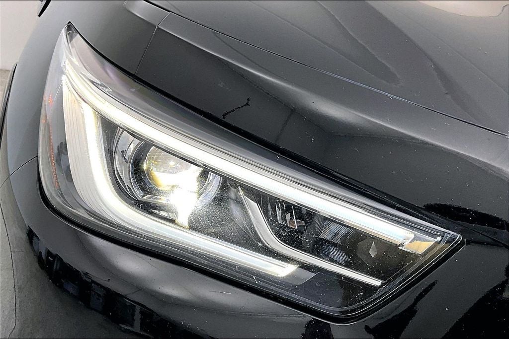 2022 INFINITI QX80 Sensory