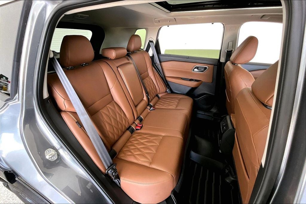 2025 Nissan Rogue Platinum