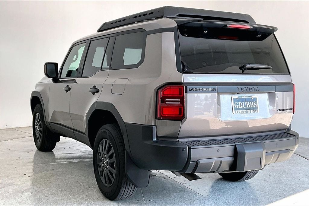 2026 Toyota Land Cruiser Base