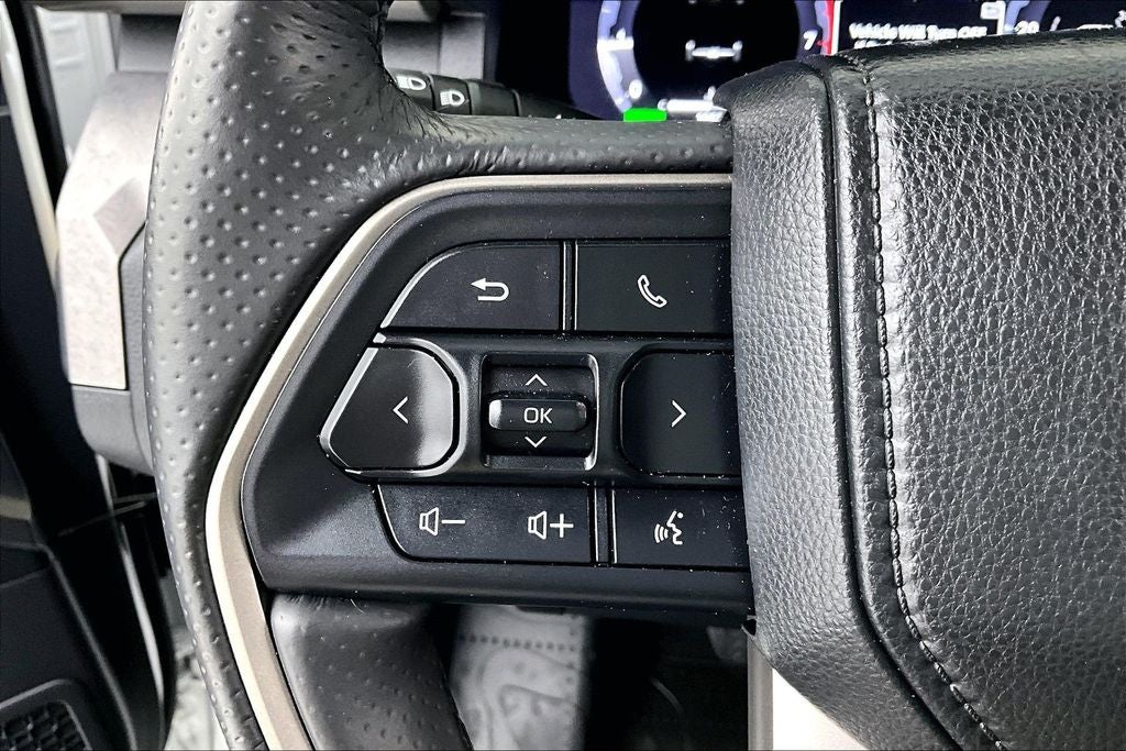 2025 Toyota 4Runner i-FORCE MAX Hybrid Trailhunter