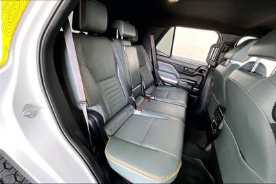 2025 Toyota 4Runner i-FORCE MAX Hybrid Trailhunter