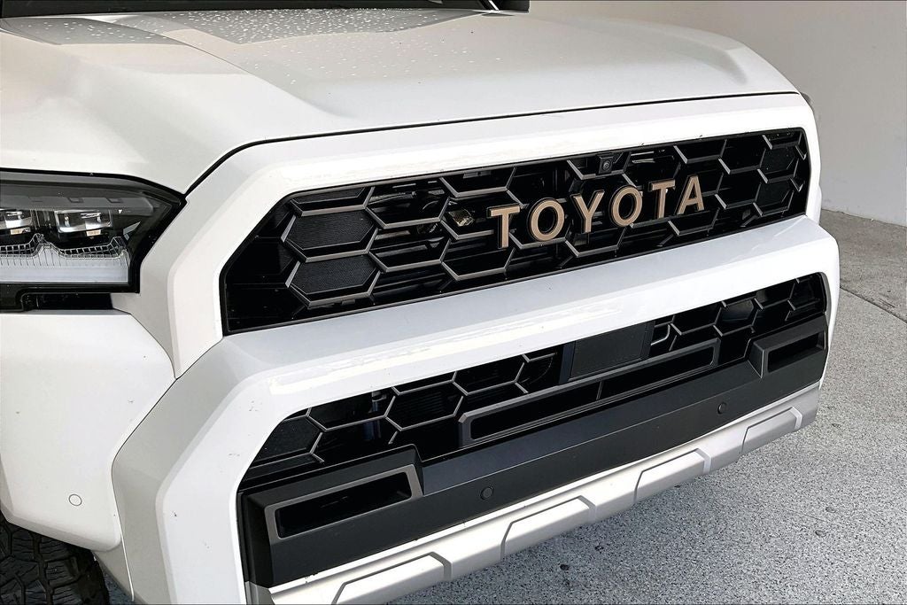 2025 Toyota 4Runner i-FORCE MAX Hybrid Trailhunter
