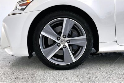 2017 Lexus GS 200t