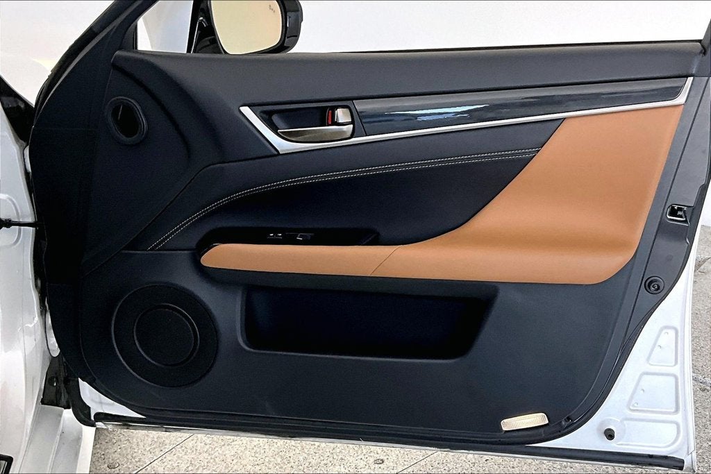 2017 Lexus GS 200t