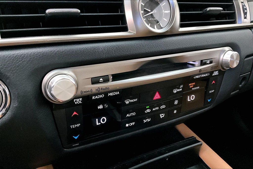 2017 Lexus GS 200t