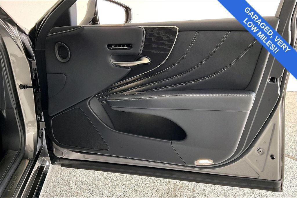 2022 Lexus LS 500 Base