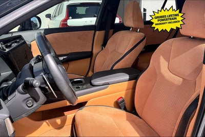 2023 Lexus RZ 450e Luxury