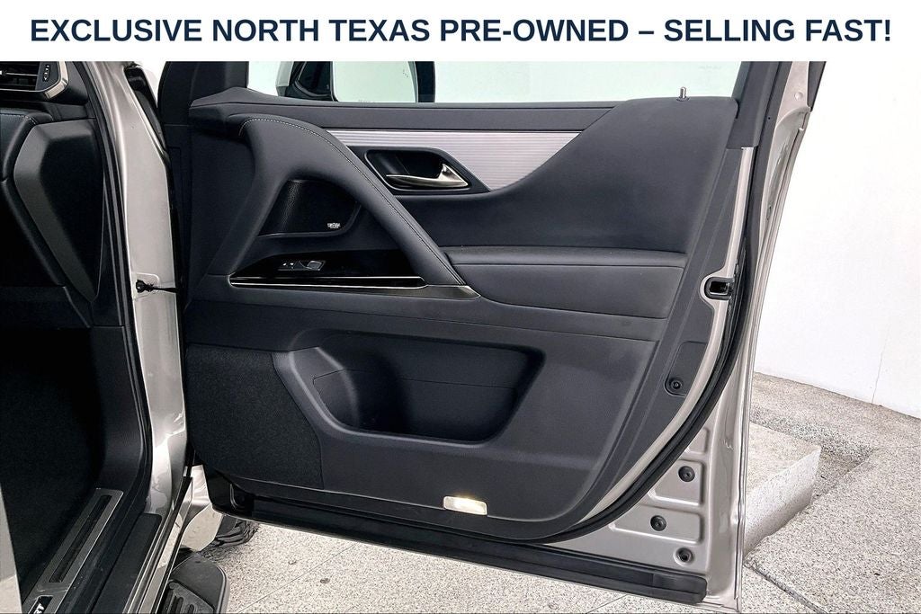 2025 Lexus LX 700h F SPORT