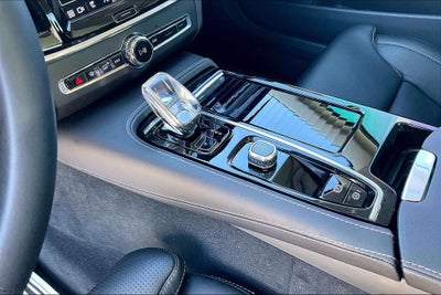 2023 Volvo S90 Recharge Plug-In Hybrid Ultimate