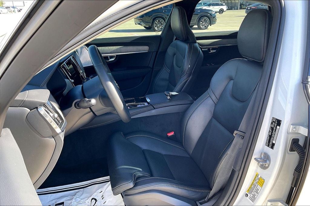 2023 Volvo S90 Recharge Plug-In Hybrid Ultimate