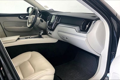 2018 Volvo XC60 T5 Momentum