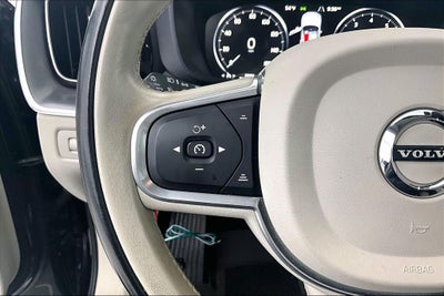 2018 Volvo XC60 T5 Momentum
