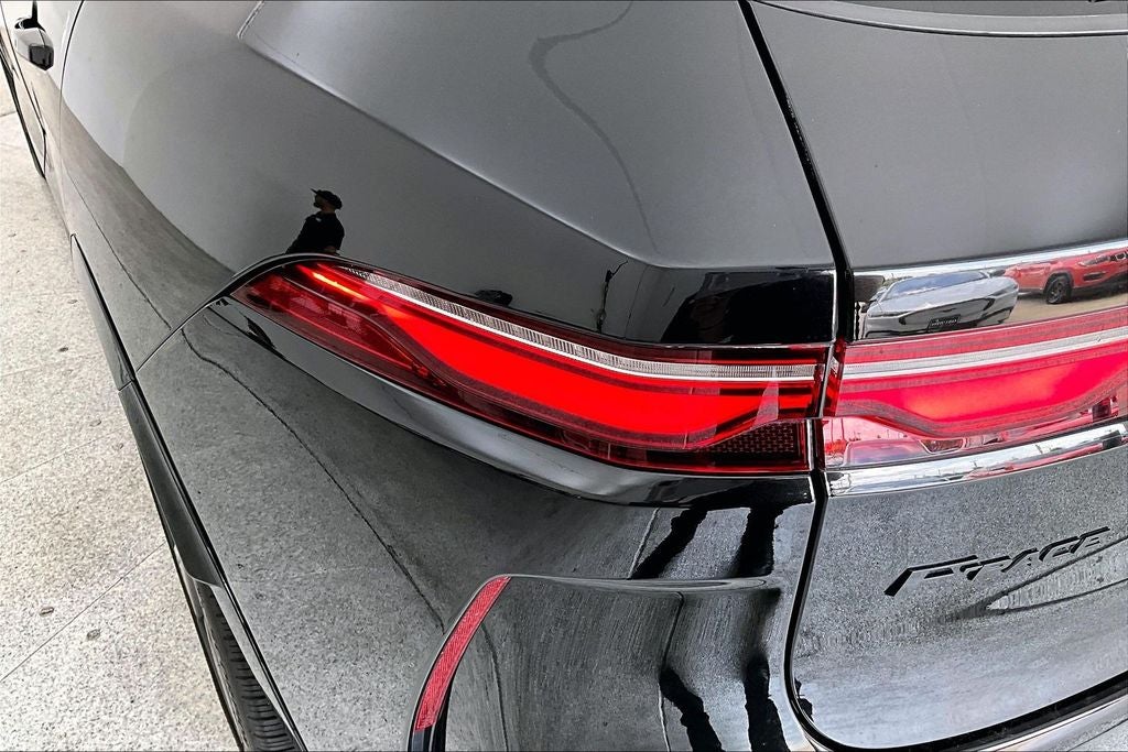 2023 Jaguar F-PACE SVR