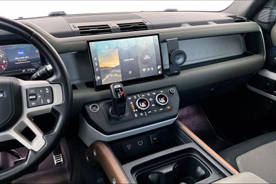 2022 Land Rover Defender 110 X-Dynamic HSE