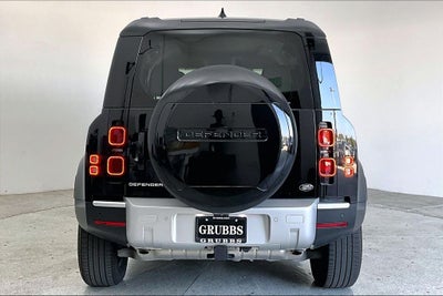 2025 Land Rover Defender 110 S