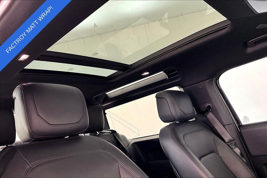 2023 Land Rover Defender 90 V8