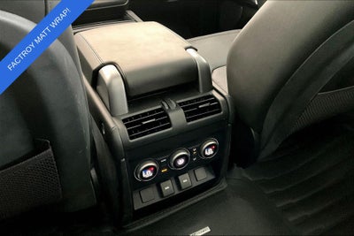 2023 Land Rover Defender 90 V8