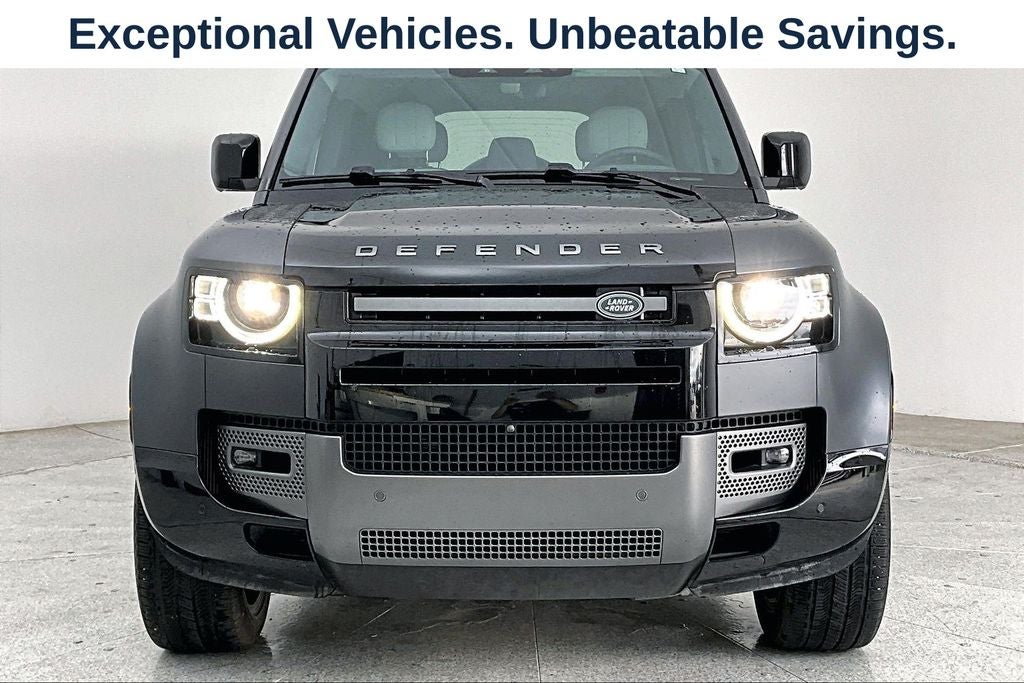 2025 Land Rover Defender 110 V8