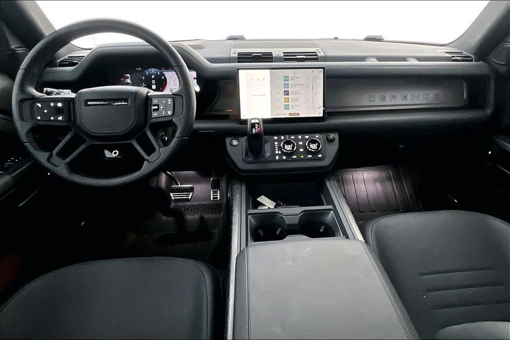 2025 Land Rover Defender 110 OCTA