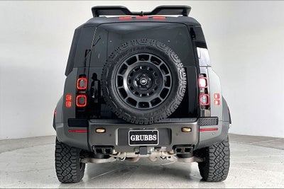 2025 Land Rover Defender 110 OCTA