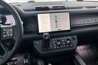 2025 Land Rover Defender 110 OCTA