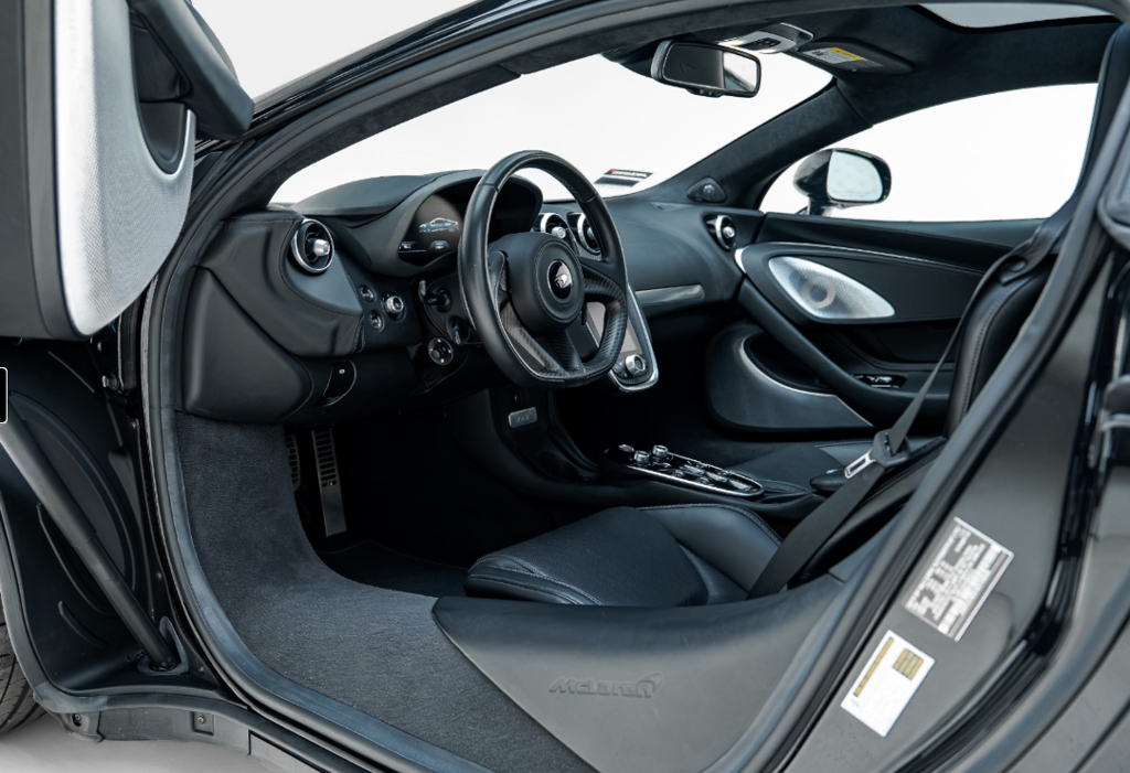 2023 McLaren GT Coupe