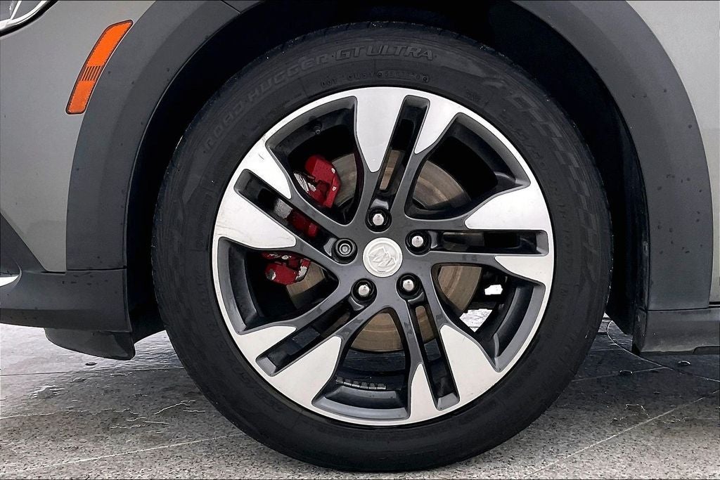 2018 Buick Regal TourX Essence