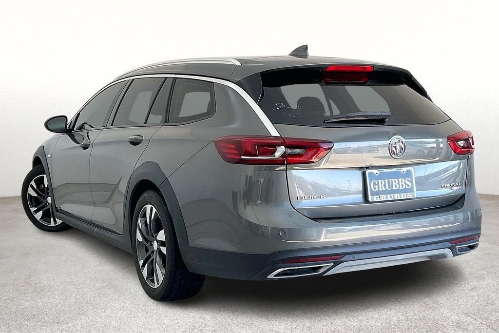 2018 Buick Regal TourX Essence