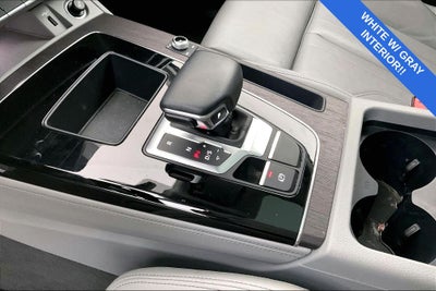 2024 Audi Q5 45 S line Premium quattro