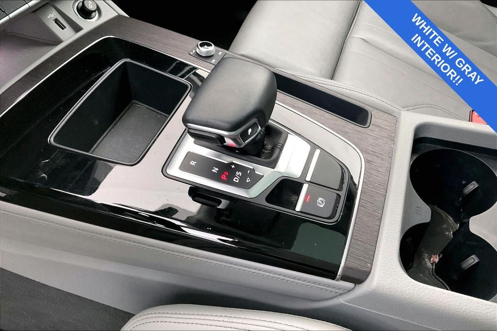 2024 Audi Q5 45 S line Premium quattro