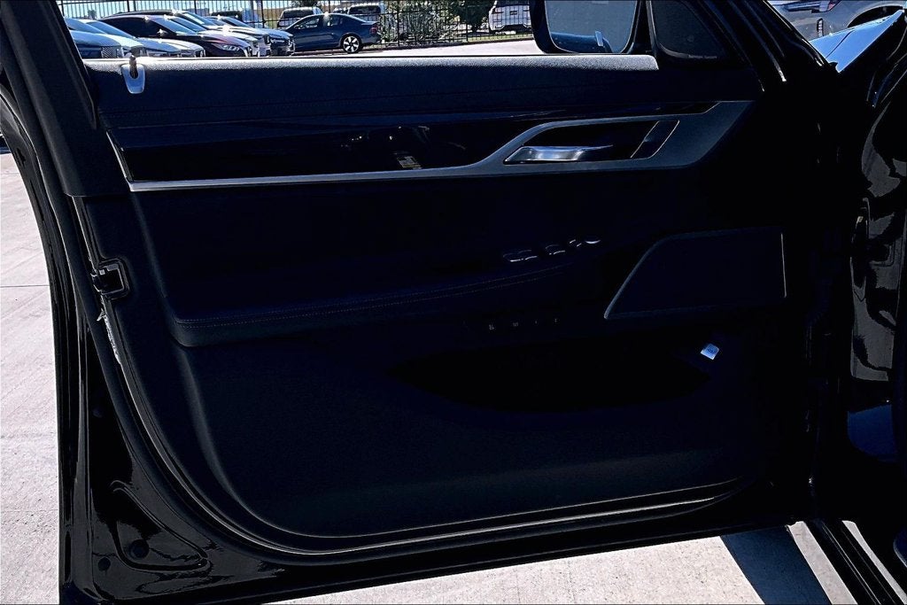 2019 BMW 7 Series 740i