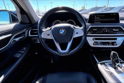 2019 BMW 7 Series 740i
