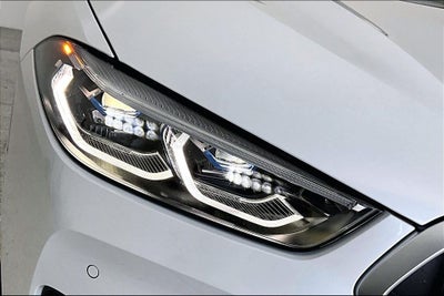2026 BMW 8 Series 840i