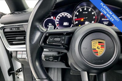 2022 Porsche Panamera 4 Platinum Edition