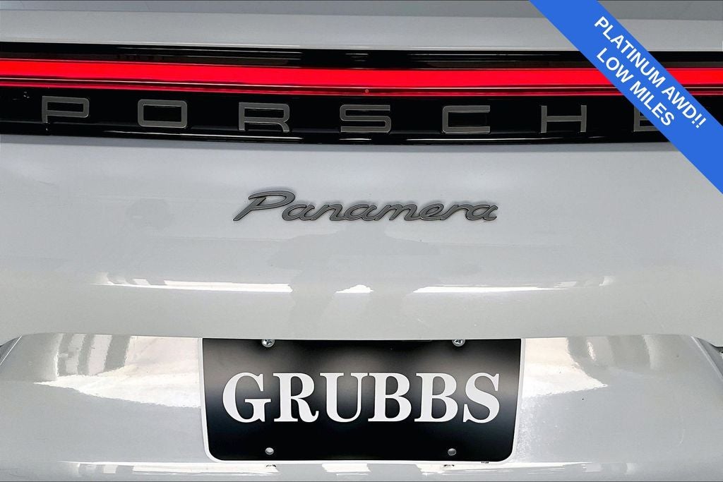 2022 Porsche Panamera 4 Platinum Edition