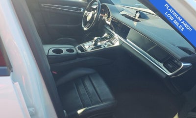 2022 Porsche Panamera 4 Platinum Edition