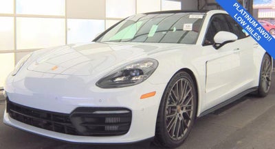 2022 Porsche Panamera 4 Platinum Edition